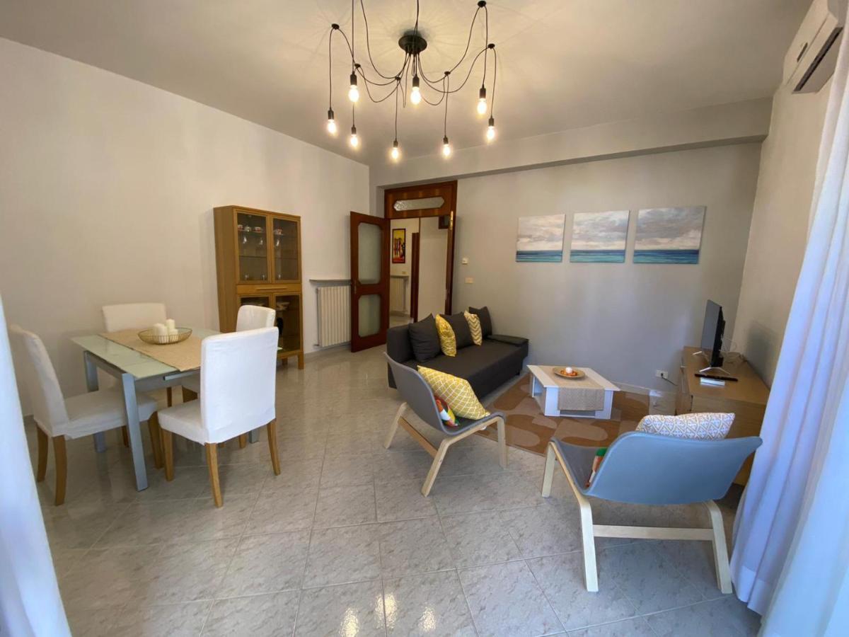 Hotel Ristorante Centosedici Terracina Dış mekan fotoğraf