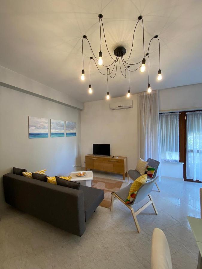 Hotel Ristorante Centosedici Terracina Dış mekan fotoğraf