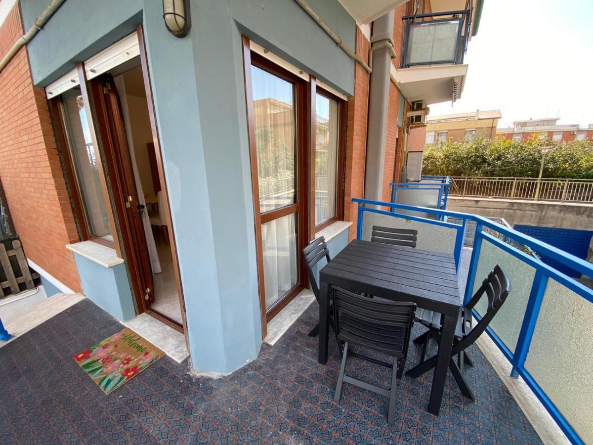 Hotel Ristorante Centosedici Terracina Dış mekan fotoğraf